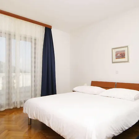 Apartments Pucisca Daire *